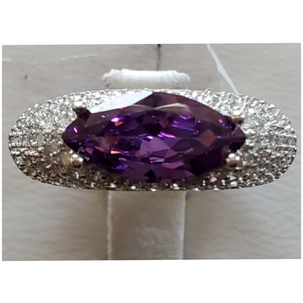 Genuine 5ct Amethyst & White Sapphires Ring 7